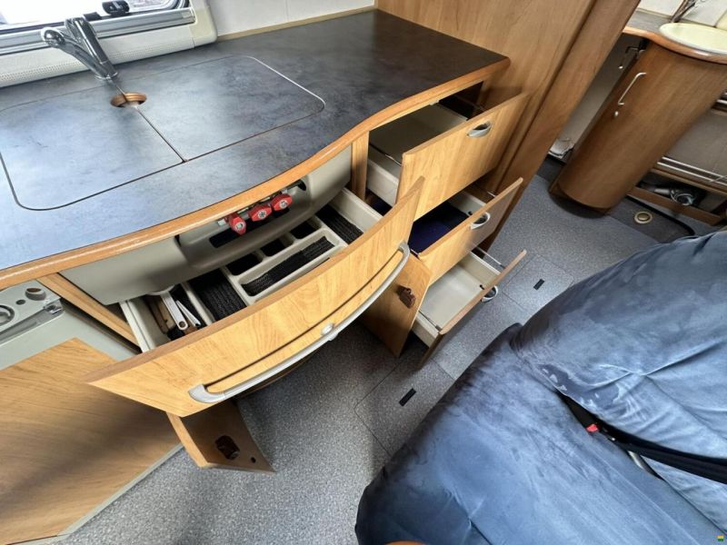 Hymer B-Klasse 564