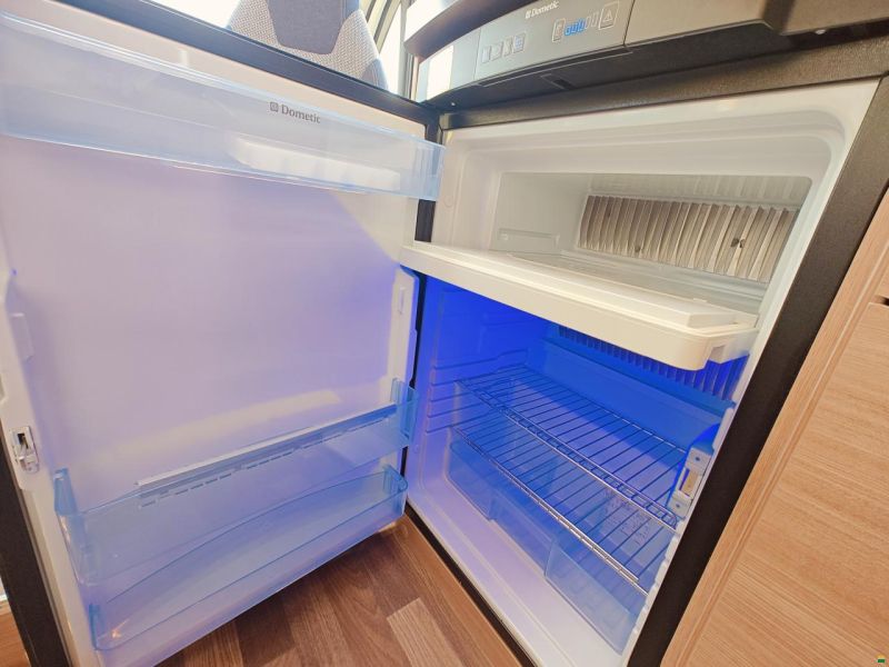 Knaus Sky Ti 550 MF Silver Selection - Automat