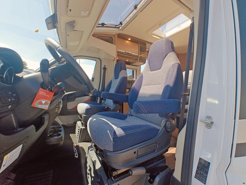Knaus Sky Ti 550 MF Silver Selection - Automat