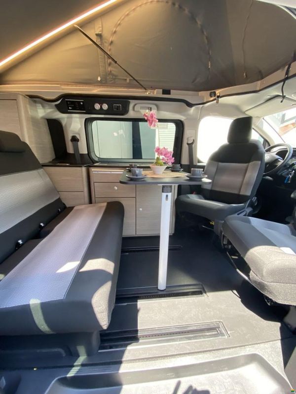 Pössl Campster Citroen Spacetourer 145 Automat