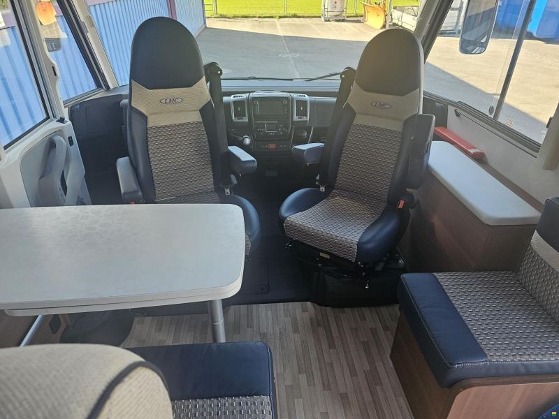 LMC 675 G Expedition Sportline