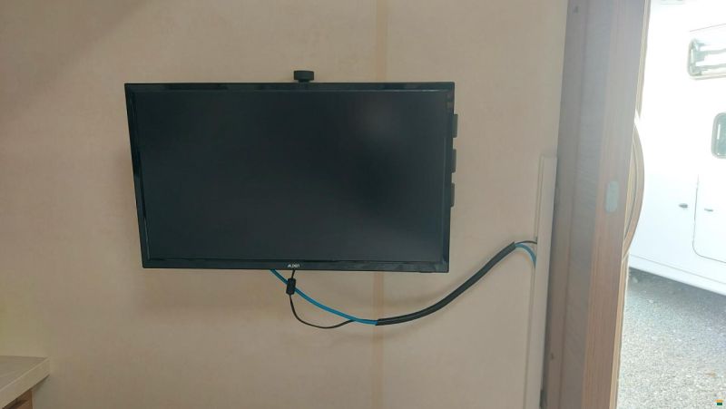 Hobby de Luxe 545 KMF