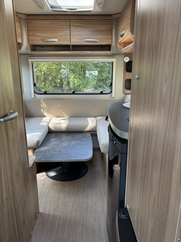 Eriba Nova Light 470