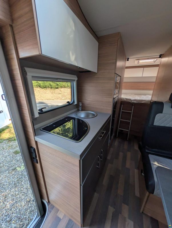 Weinsberg CaraHome 650 DG