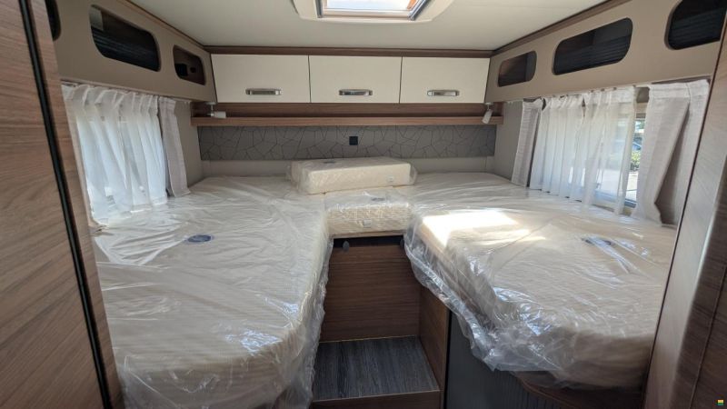 Weinsberg CaraCompact 640 MEG Ed. Pepper BJ 2026