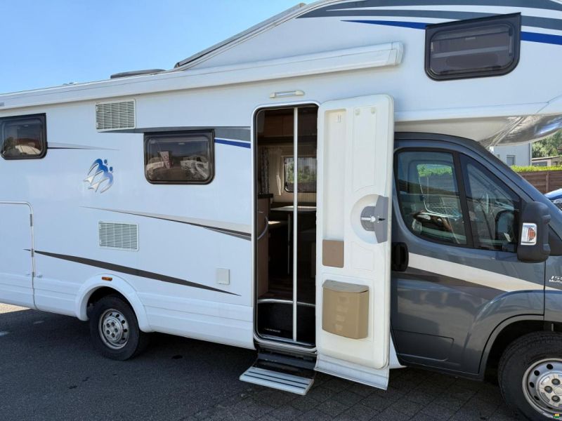 Knaus Sky Traveller