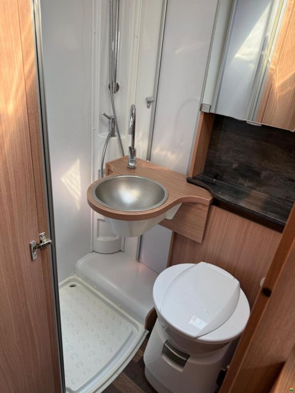 Knaus Sky Traveller
