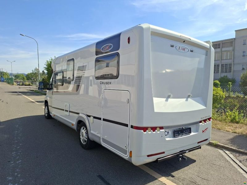 LMC T 671