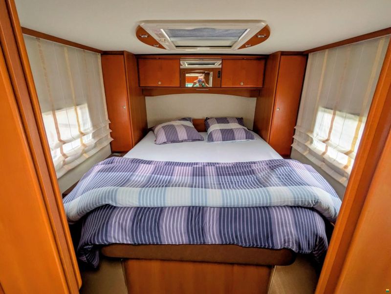 Concorde Charisma 890M