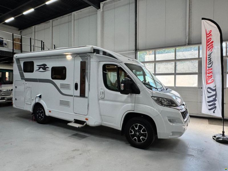Laika Kosmos V9 Van