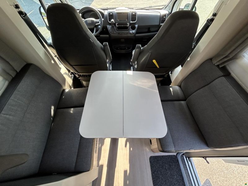 Adria Compact DL