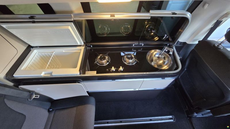 Mercedes Benz 250BT/ MarcoPolo