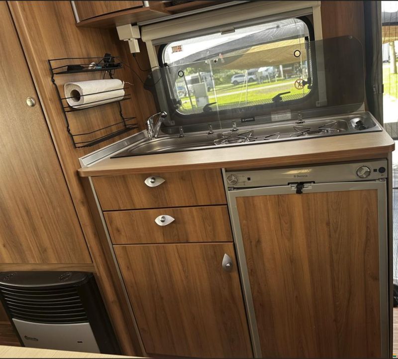 Bürstner Averso 495