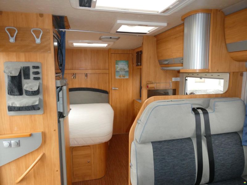 Adria Coral 680 ST
