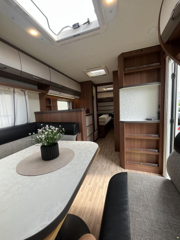 LMC VIVO 520 mit Einzelbetten