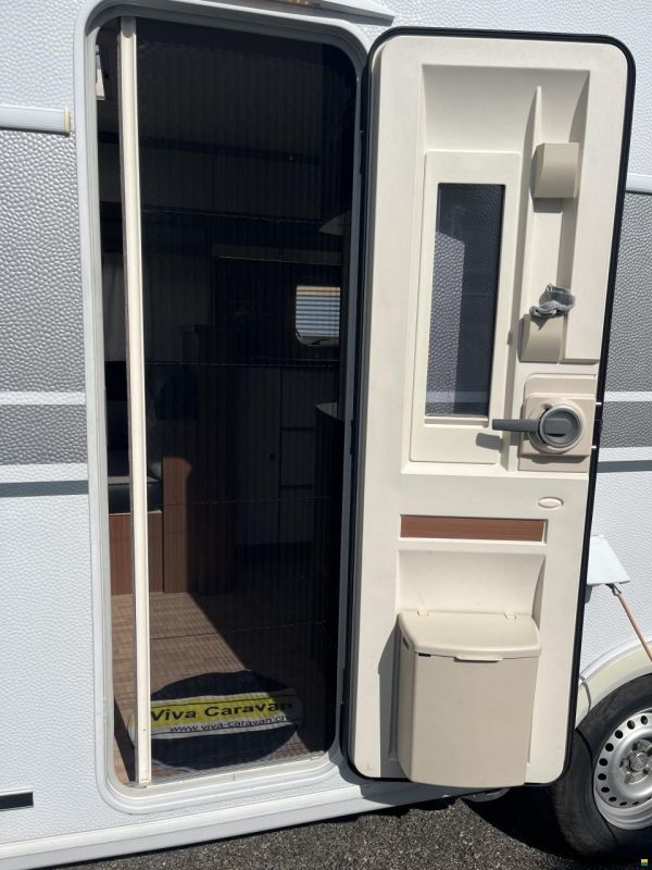 LMC VIVO 520 mit Einzelbetten