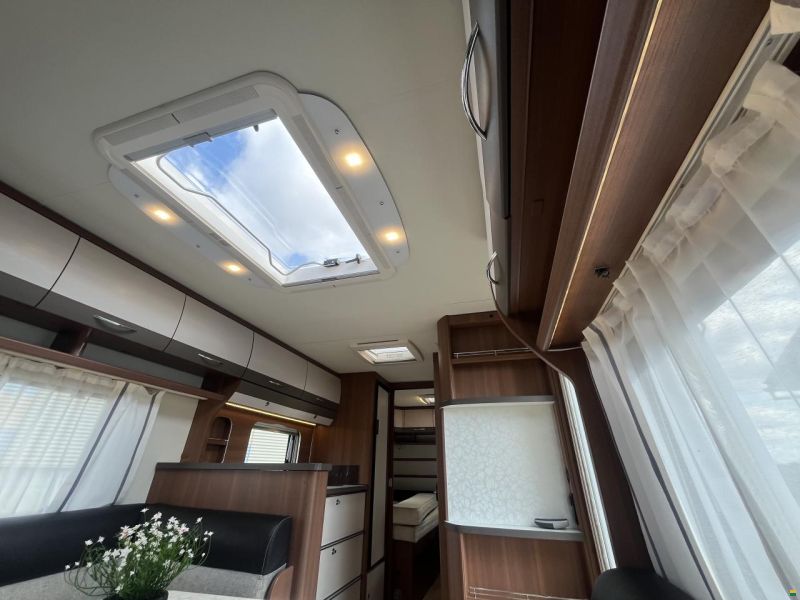 LMC VIVO 520 mit Einzelbetten