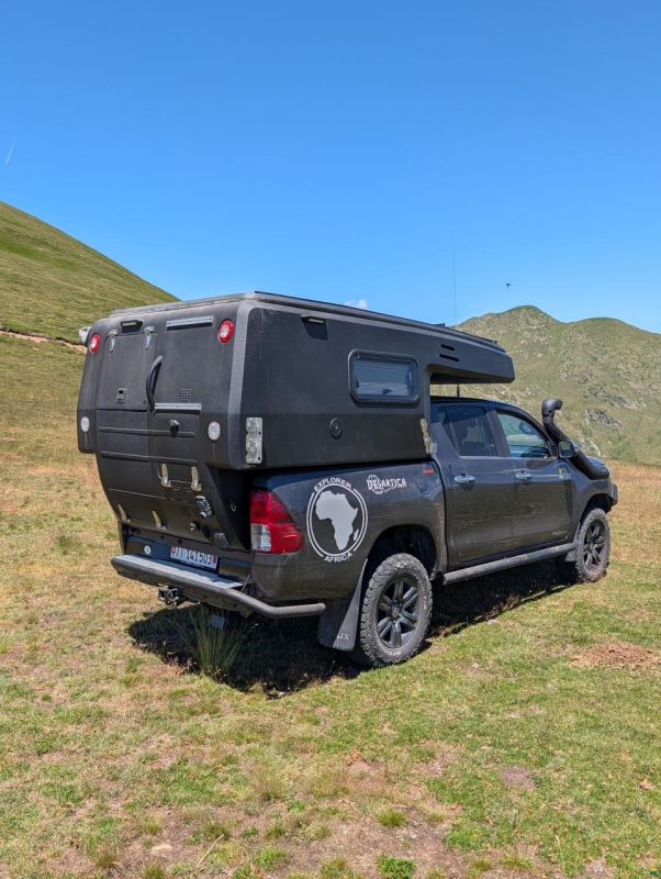 Toyota Hilux Double Cab 2.4 D-4D