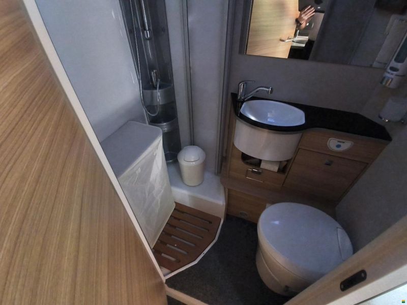 Dethleffs Globebus i 6 GT 9 G AUTOMATIK