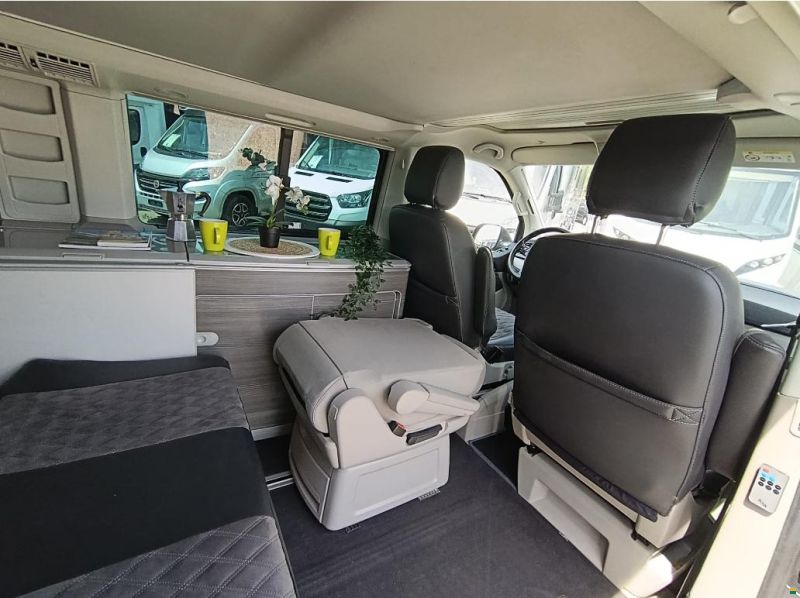 Volkswagen T6 California Ocean Grey