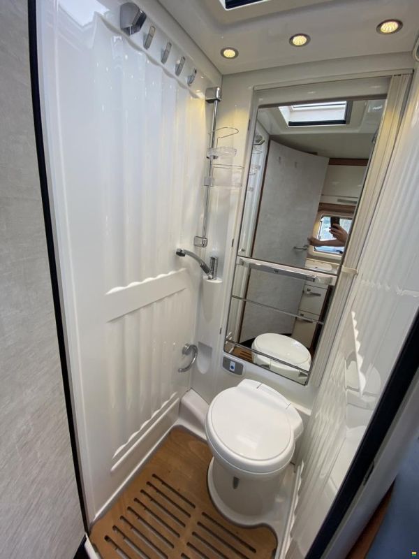 Hymer Exsis T474, Fiat 2.3MJ 150PS Automat