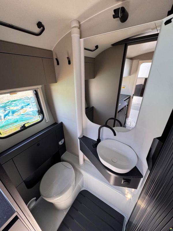 Adria ACTION SPORTS 391 LH