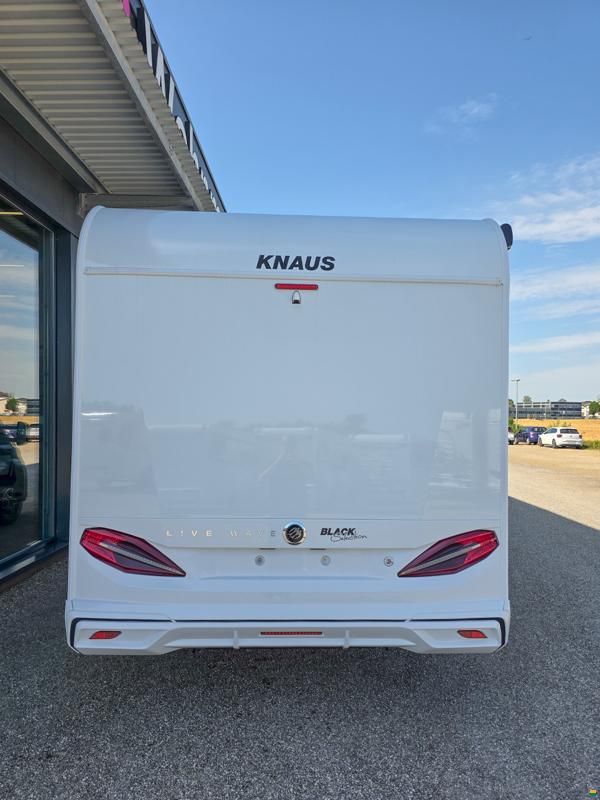 Knaus Live Wave 650 MEG Black Selection