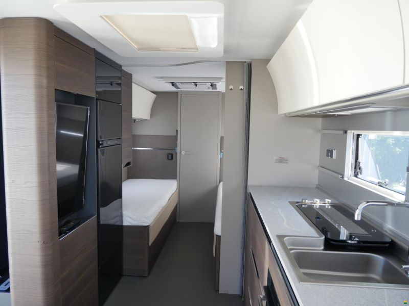 Adria Alpina 613 HT | 2025