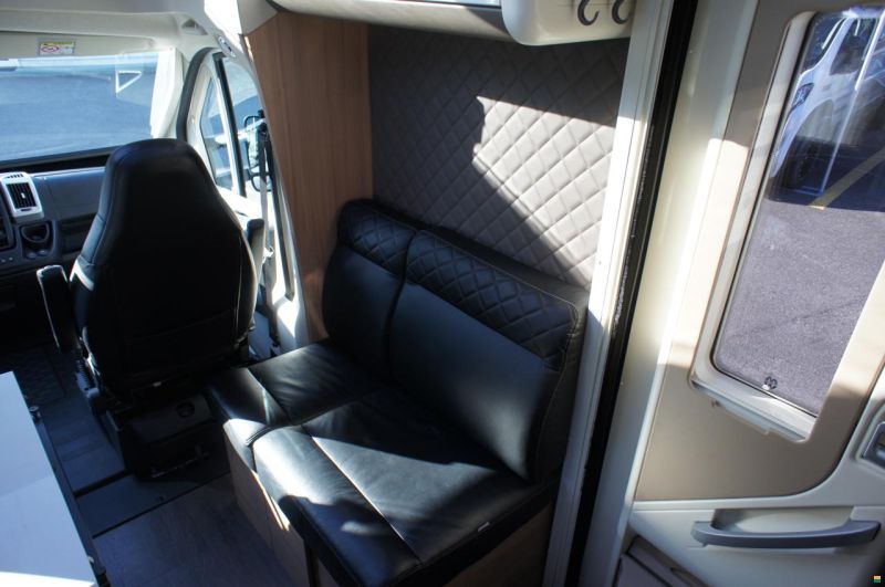 Adria Coral Supreme 670 DL