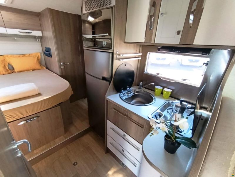 Bavaria Baltic 690 LC