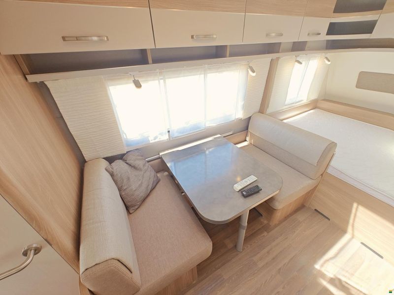 Bürstner Premio 495 TK - Stockbett