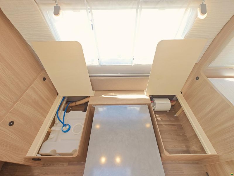 Bürstner Premio 495 TK - Stockbett