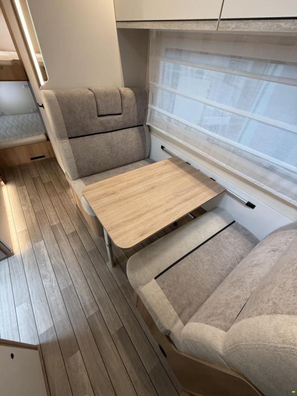 Forster-Reisemobile Alkoven FA 699 DVB