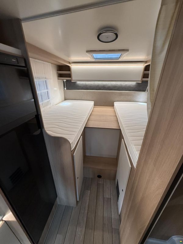 Forster-Reisemobile Teilintegriert FT 699 EB