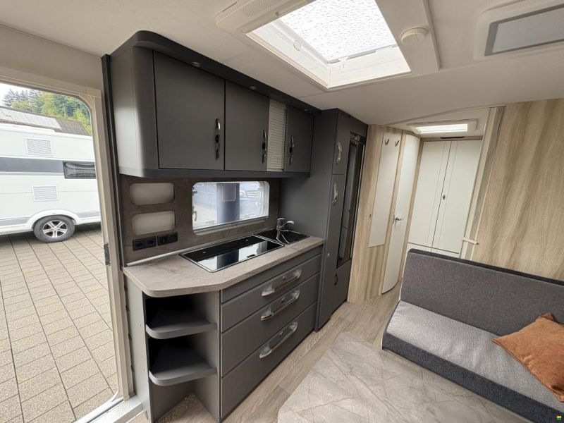 Hobby 545 KMF De Luxe