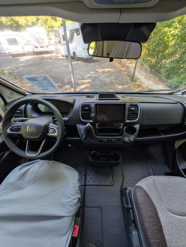 Knaus L!VE Wave 700 DX Platinum Selection