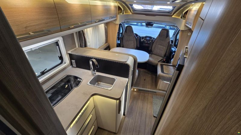Knaus SKY TI 700