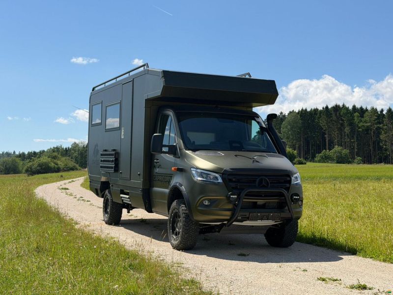 Mercedes Benz Swiss Venture S
