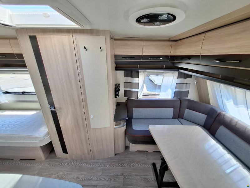 Hobby DeLuxe 460LU