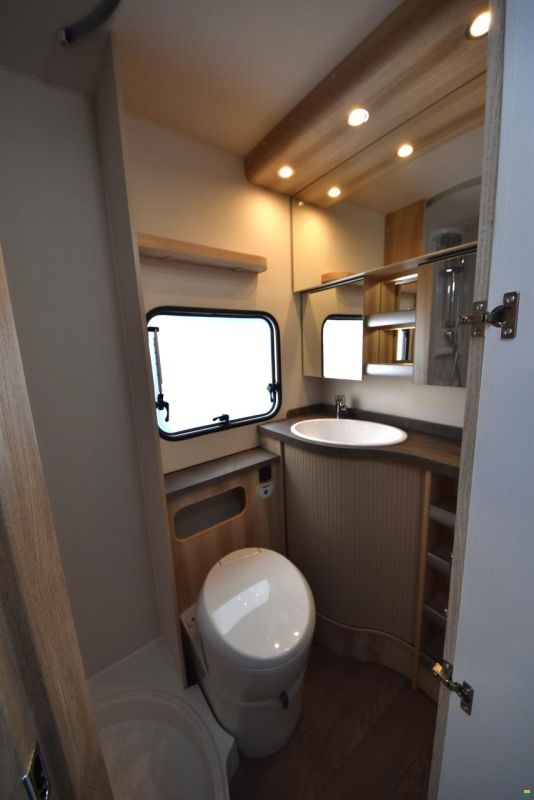 Hobby 545 KMF De Luxe