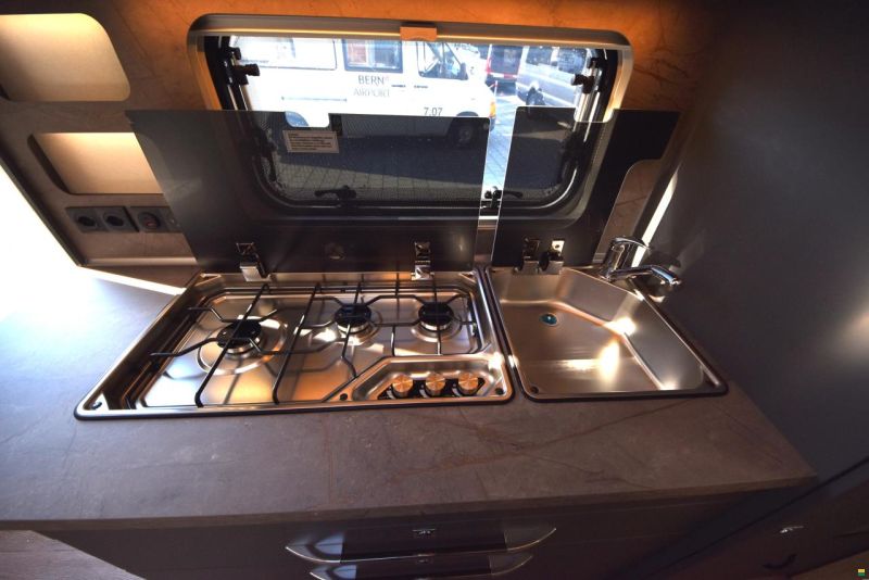 Hobby 545 KMF De Luxe