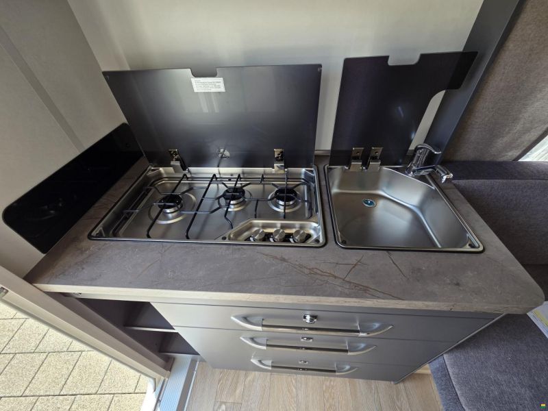 Hobby 400 SFe De Luxe
