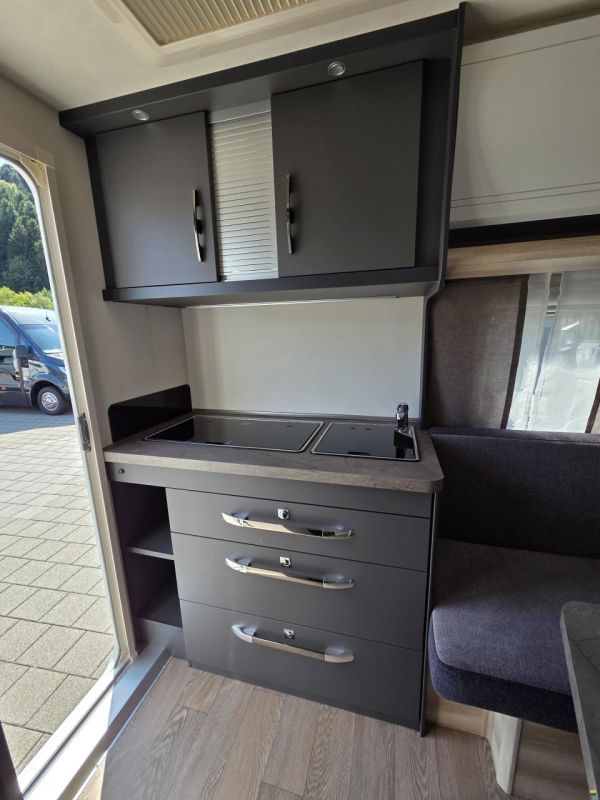 Hobby 400 SFe De Luxe