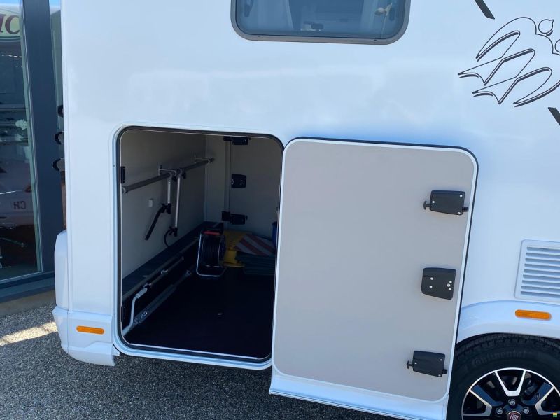 Knaus Live i 650 MEG