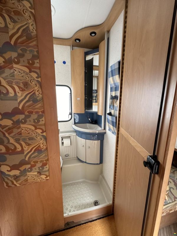 Bürstner Amara 550 TK Luxus
