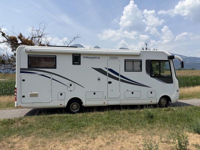 Phoenix Liner 8300 L