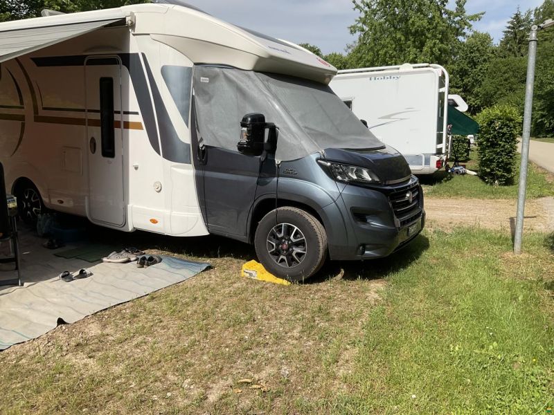 Eura Mobil Profila T 695EB