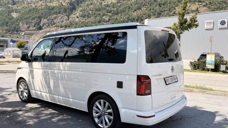Volkswagen T6.1 California Beach 2.0TDI 4Motion DSG