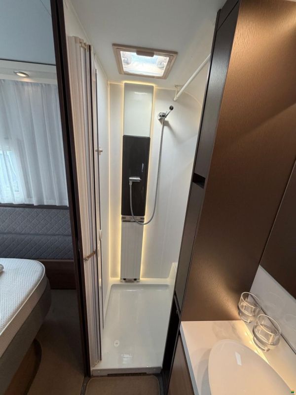 Adria Alpina 663 HT
