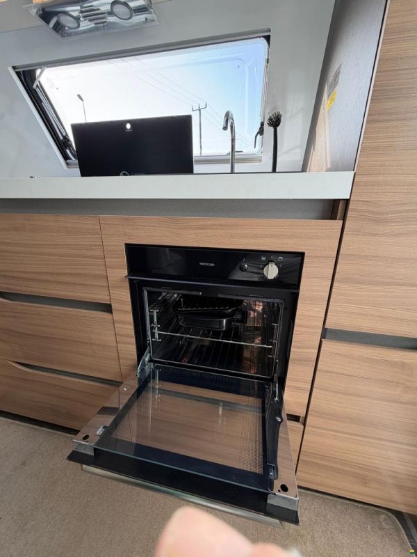 Adria Alpina 663 HT